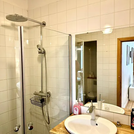 Melrose Place Apartamento Helsinki